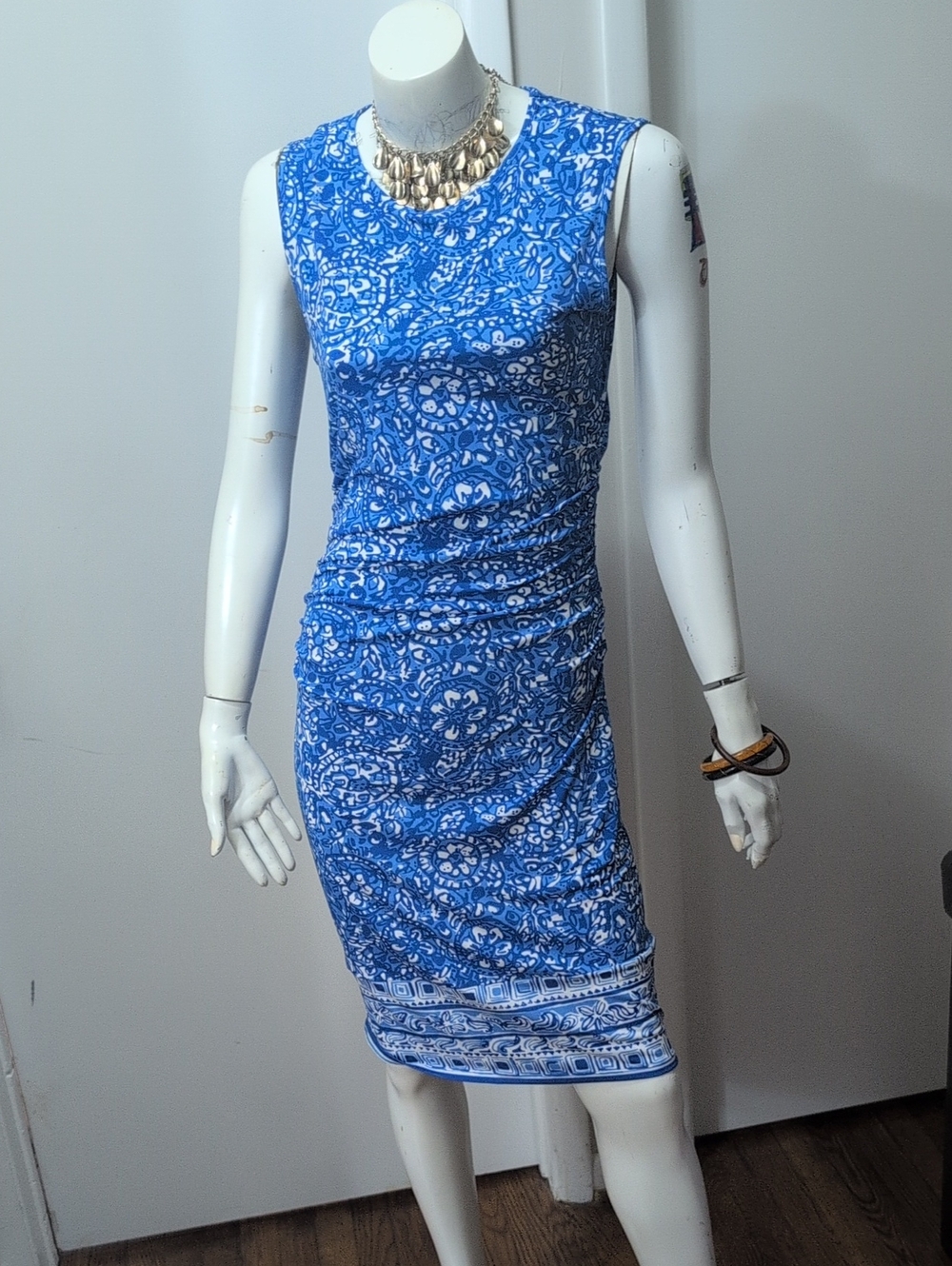 Lilly Pulitzer Blue and White Sleeveless Midi Sheath Dress